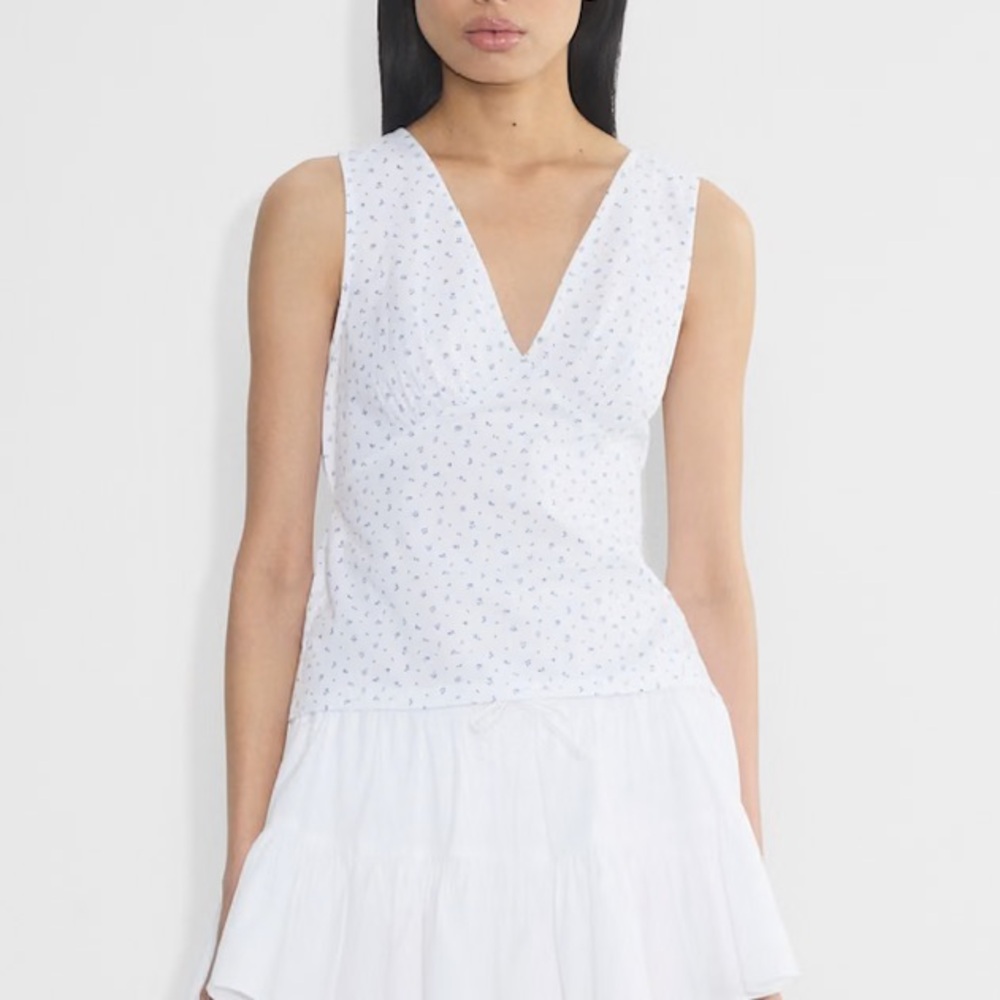 Sunday Best Loyal Top V-Neck Blouse